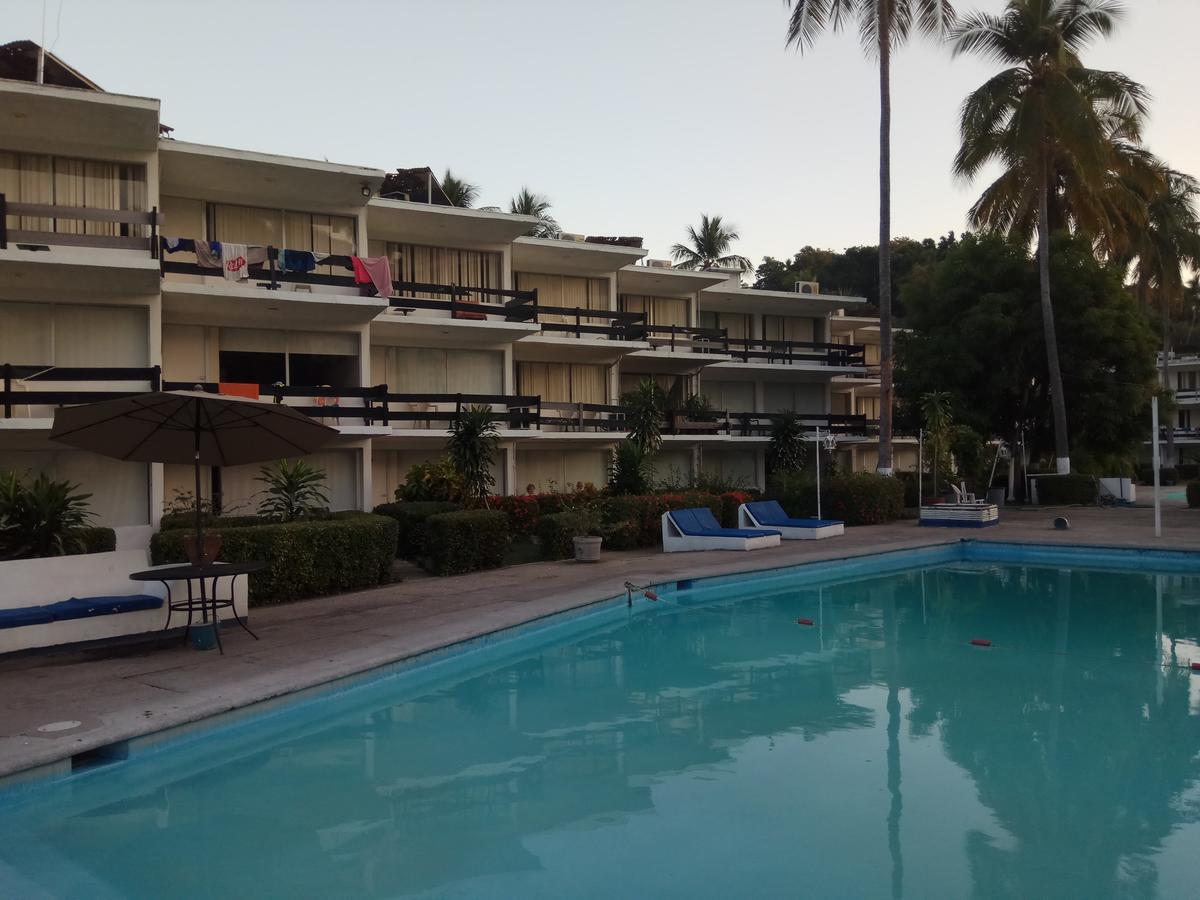 Hotel La Jolla アカプルコ エクステリア 写真